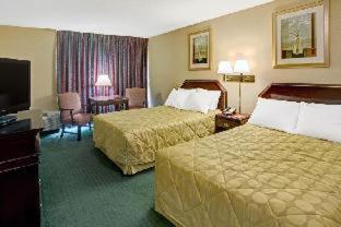 Days Inn By Wyndham College Park Room photo